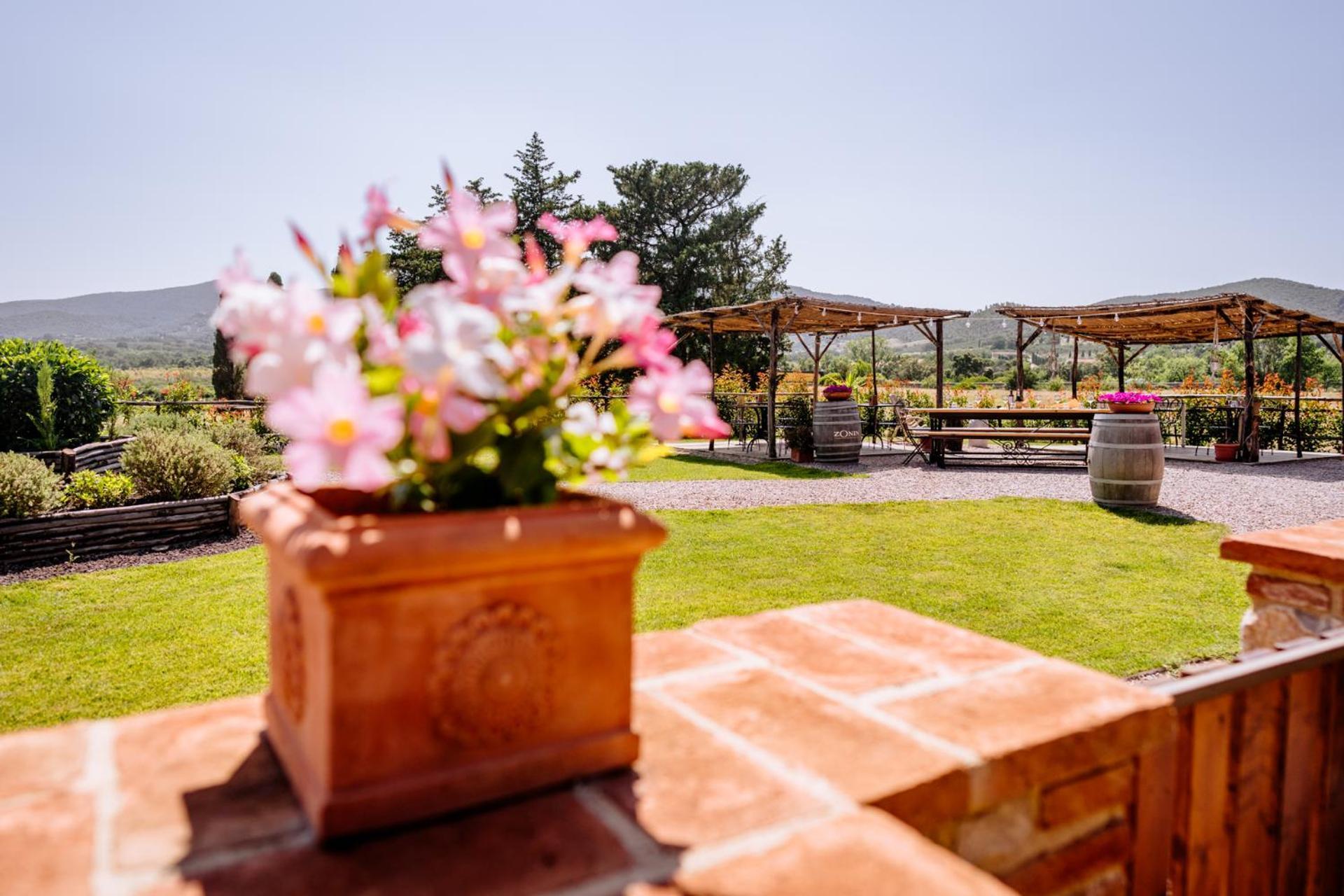 Agriturismo Giu Al Pozzo Гаворрано Экстерьер фото